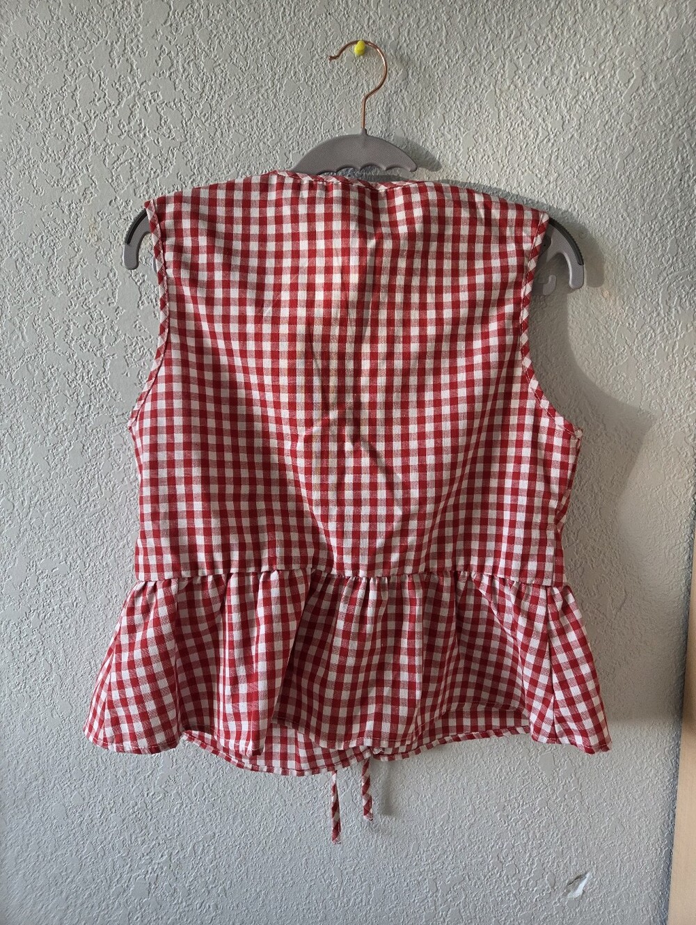 SHEIN Red & White Gingham Tie-Front Peplum Top - Picture 4 of 4